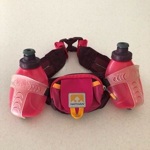 Nathan running belt with two water bottles